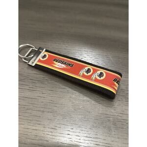Washington Redskins NOS Keychain Wristlet – Discontinued Logo – NFL